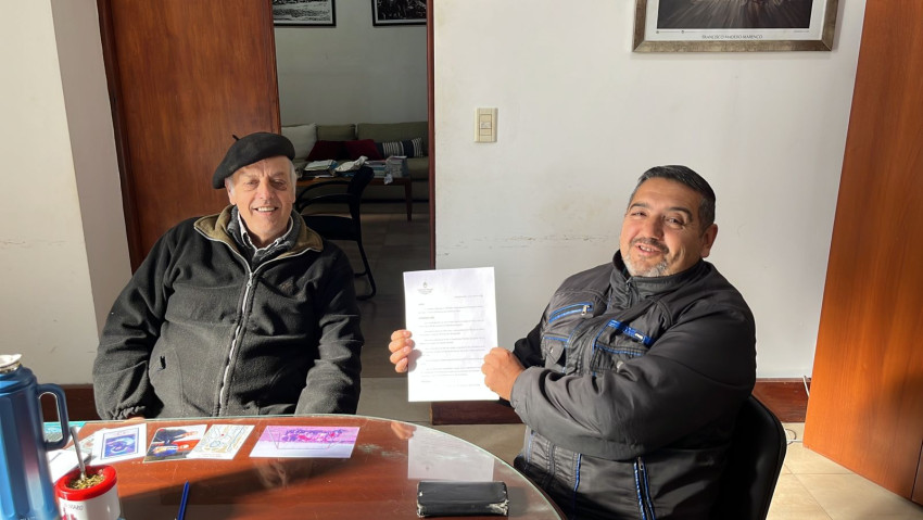 El intendente definió un nuevo aumento salarial para los municipales a ...