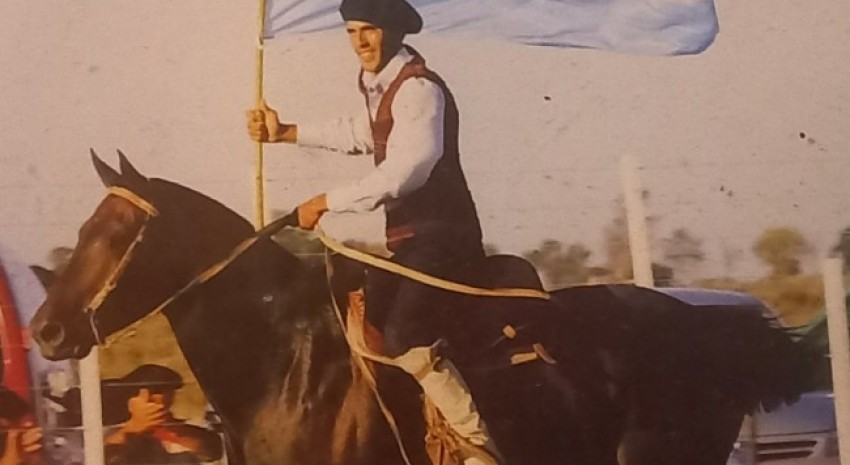 Nombraron Embajador Cultural al jinete Matías Adauto