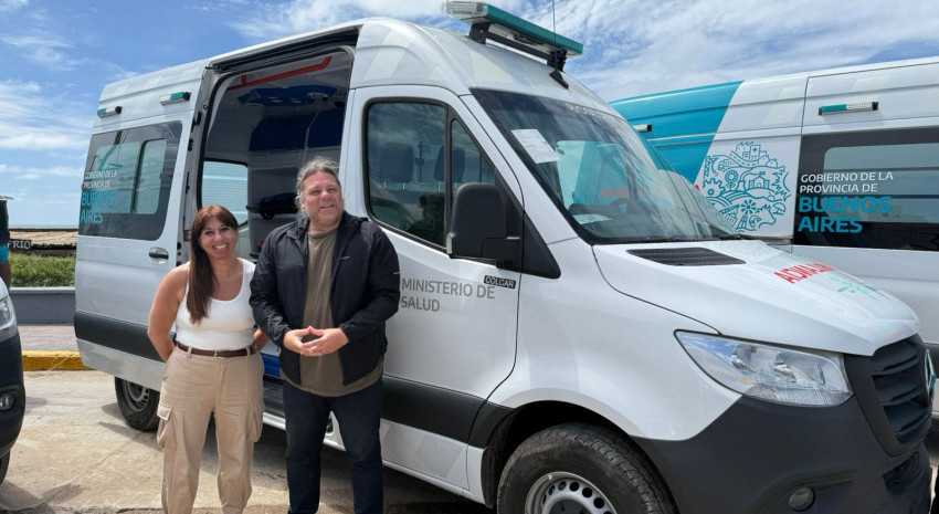 entrega de ambulancia