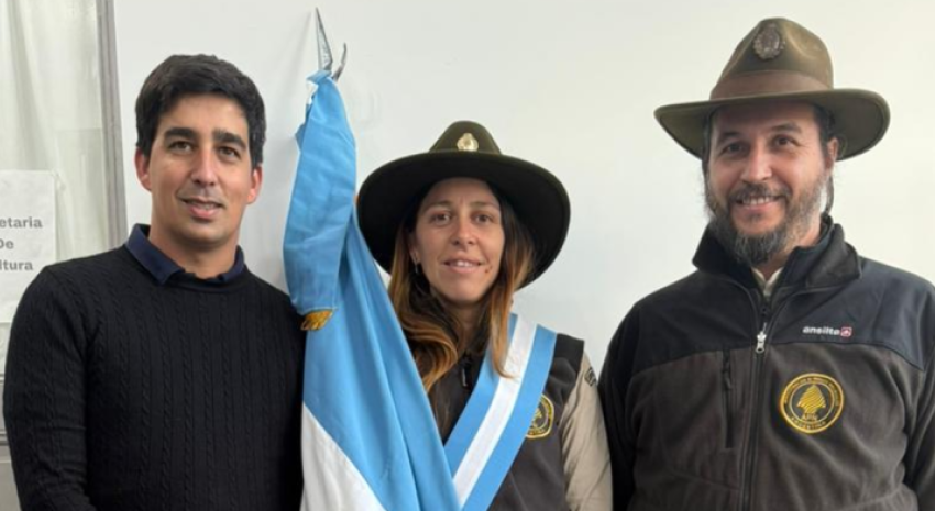 Parques Nacionales recibió una bandera de ceremonia