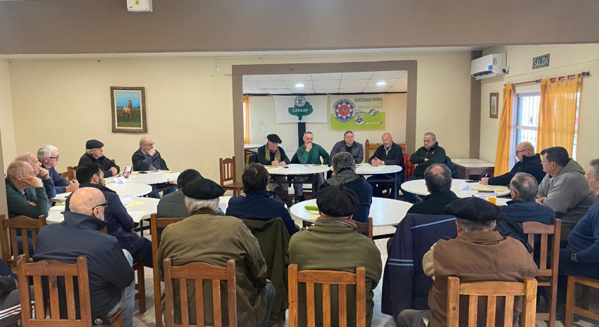 El intendente Nahuel Guardia participó de la reunión zonal de CARBAP