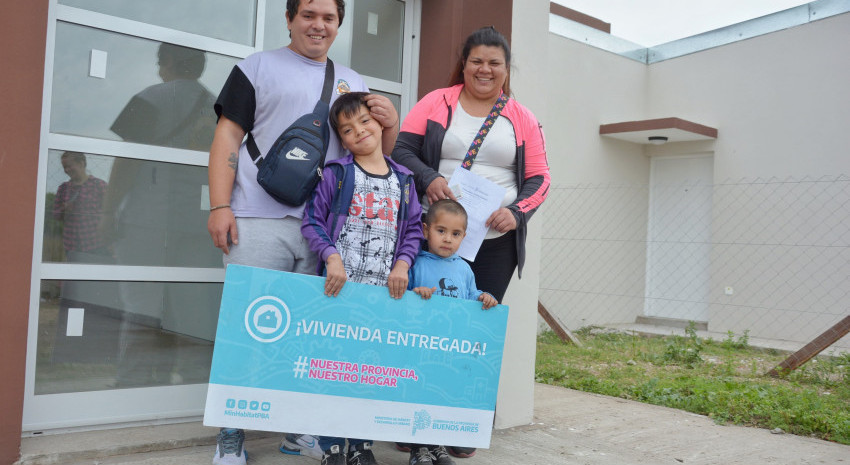La Provincia entregó 17 viviendas en Paraje Pavón