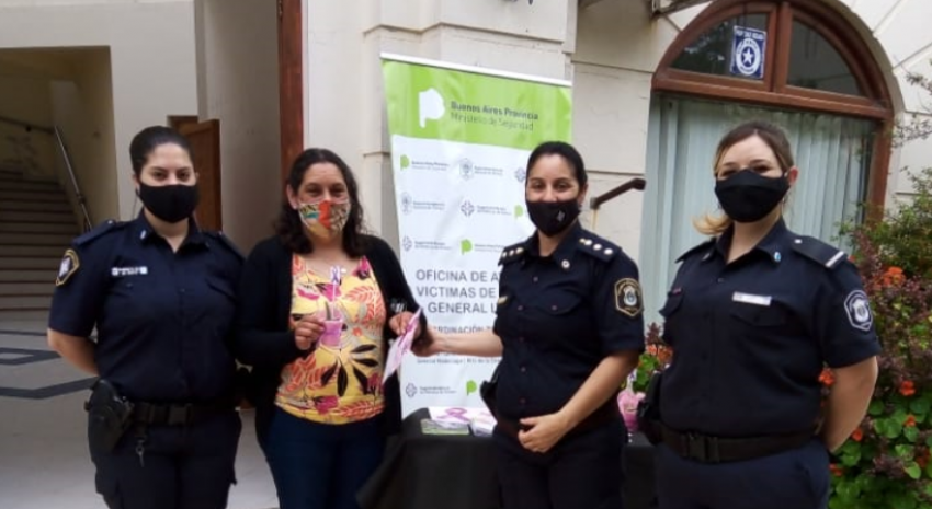 La Policía de la Mujer de Lavalle realizó una jornada informativa po