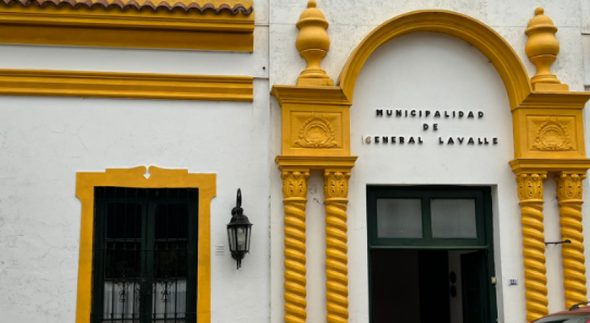El intendente decretó un nuevo aumento salarial del 30% que percibir