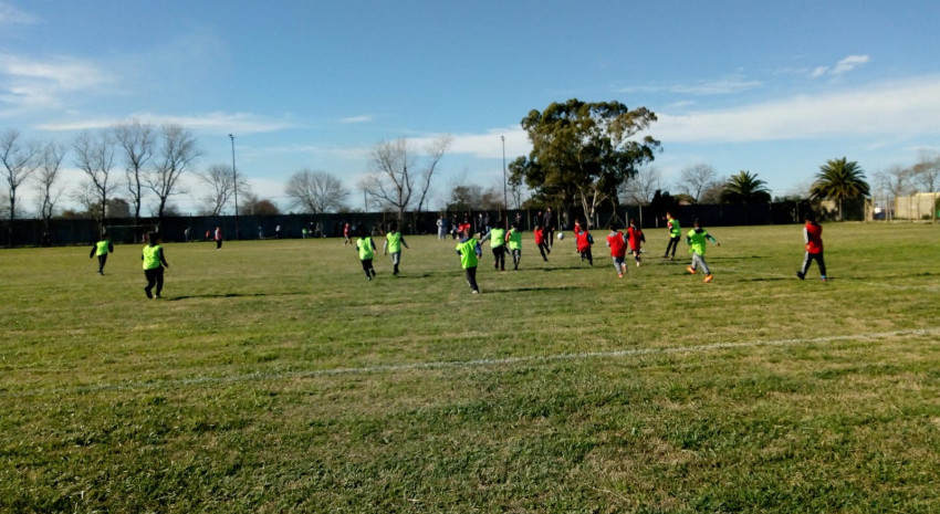 River probó a la totalidad del fútbol Infanto Juvenil de General Lav