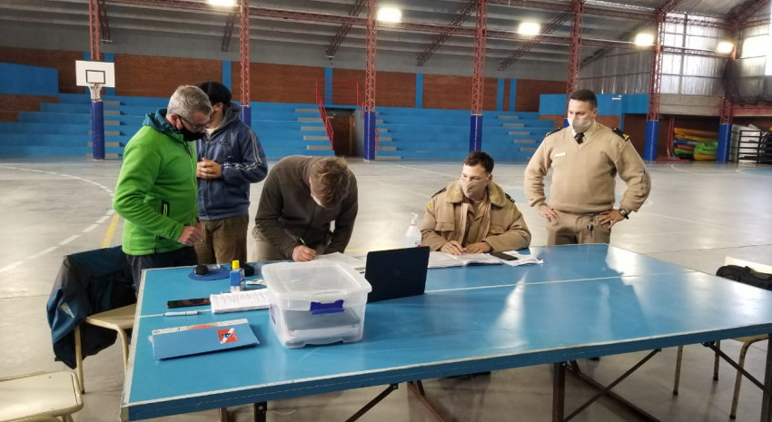 Se realizó el 2° examen de “Timonel de Yate” en el Polideportivo